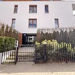 아파트 Nowe Orlowo Garden By Downtown *